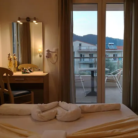 Porto Thassos & 2* Skala Potamia (Thasos)